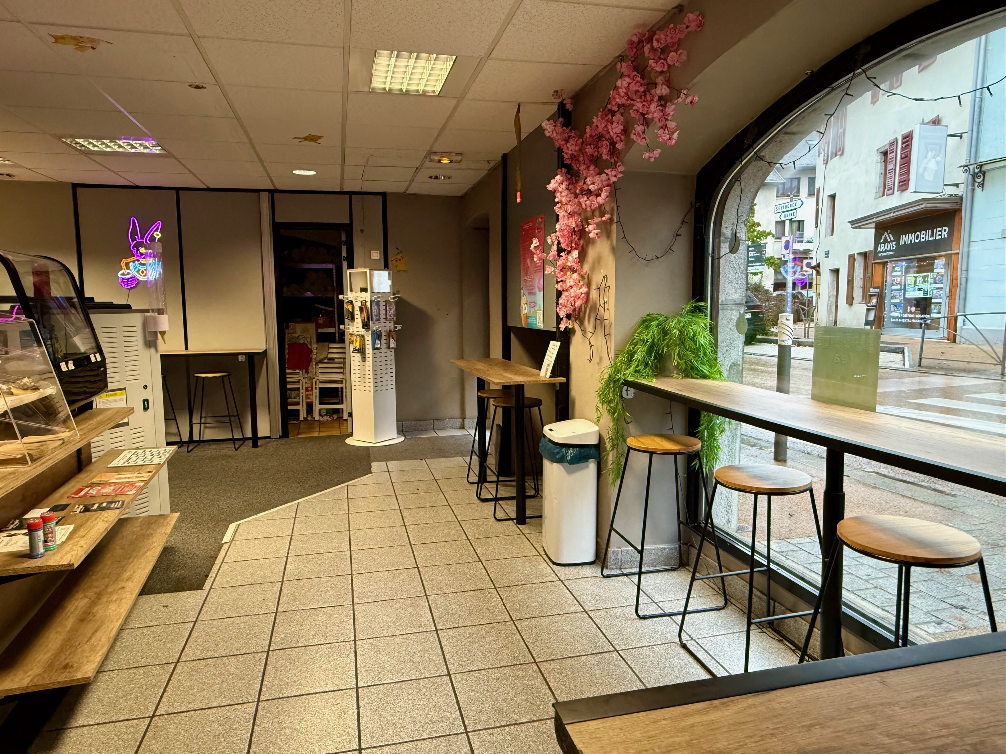 Local commercial Faverges centre ville