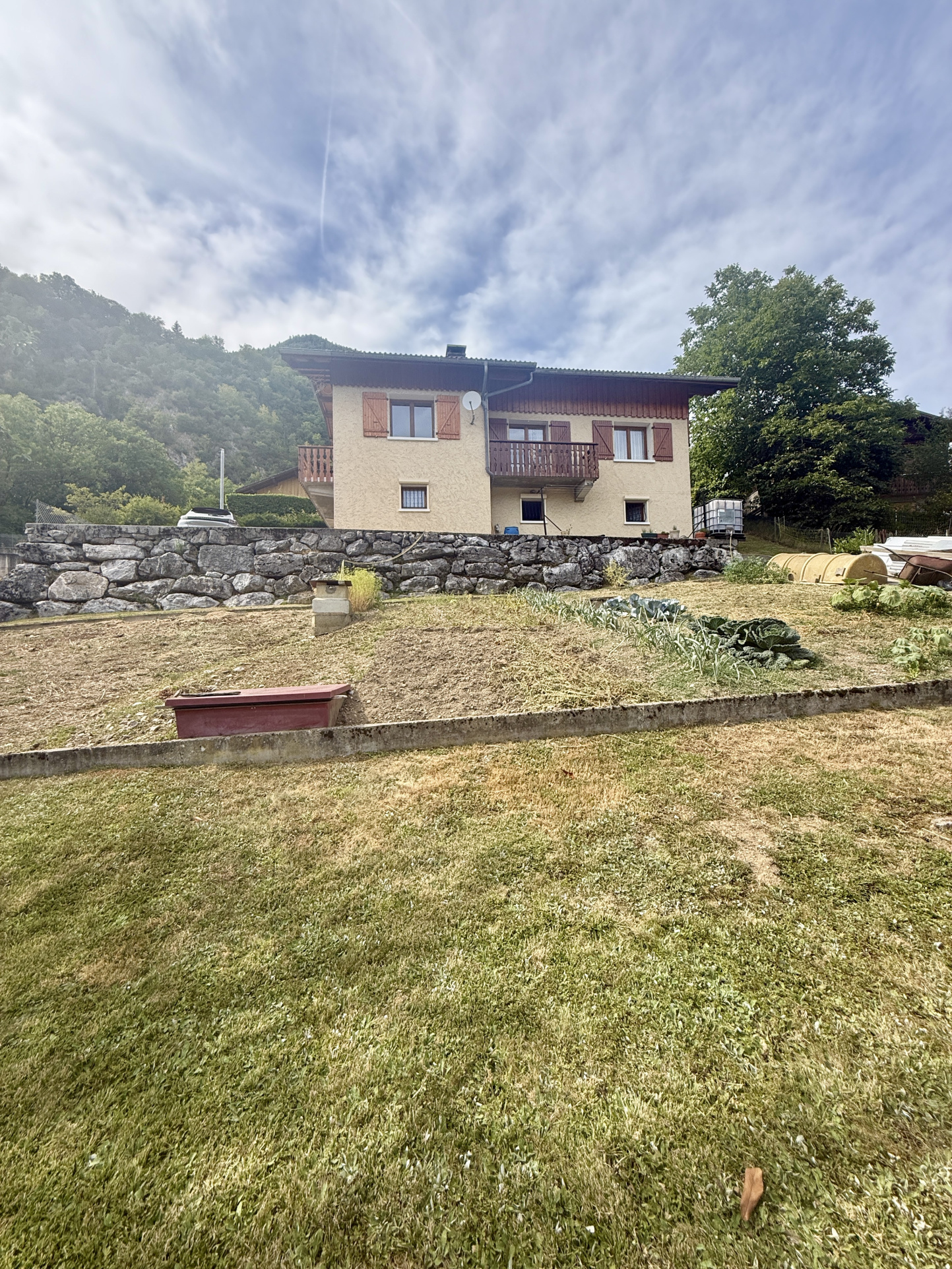 FAVERGES- Maison individuelle - Sous-Sol Complet - Vue Imprenable dégagée