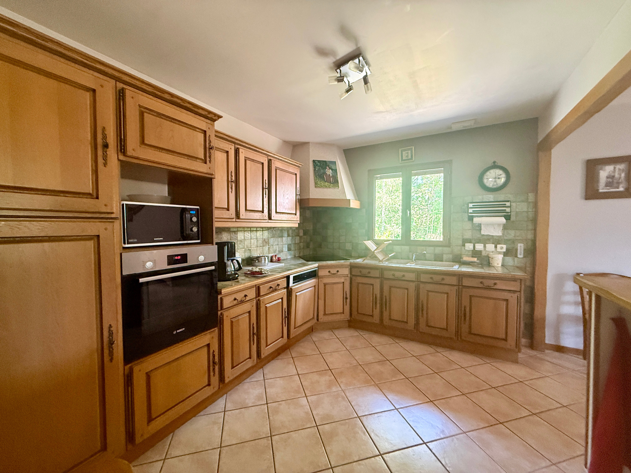 UGINE - Maison de plain pied avec sous-sol complet -