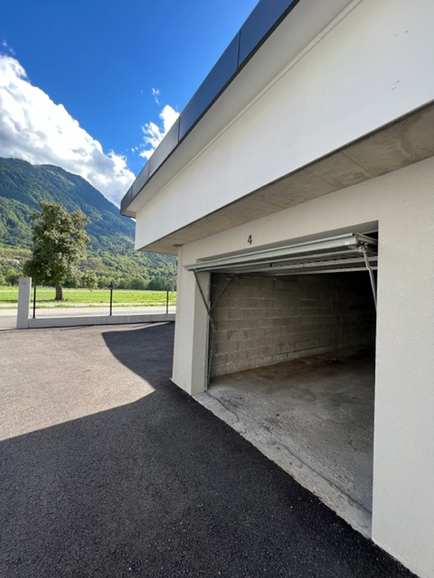 GARAGE MARLENS / VAL DE CHAISE