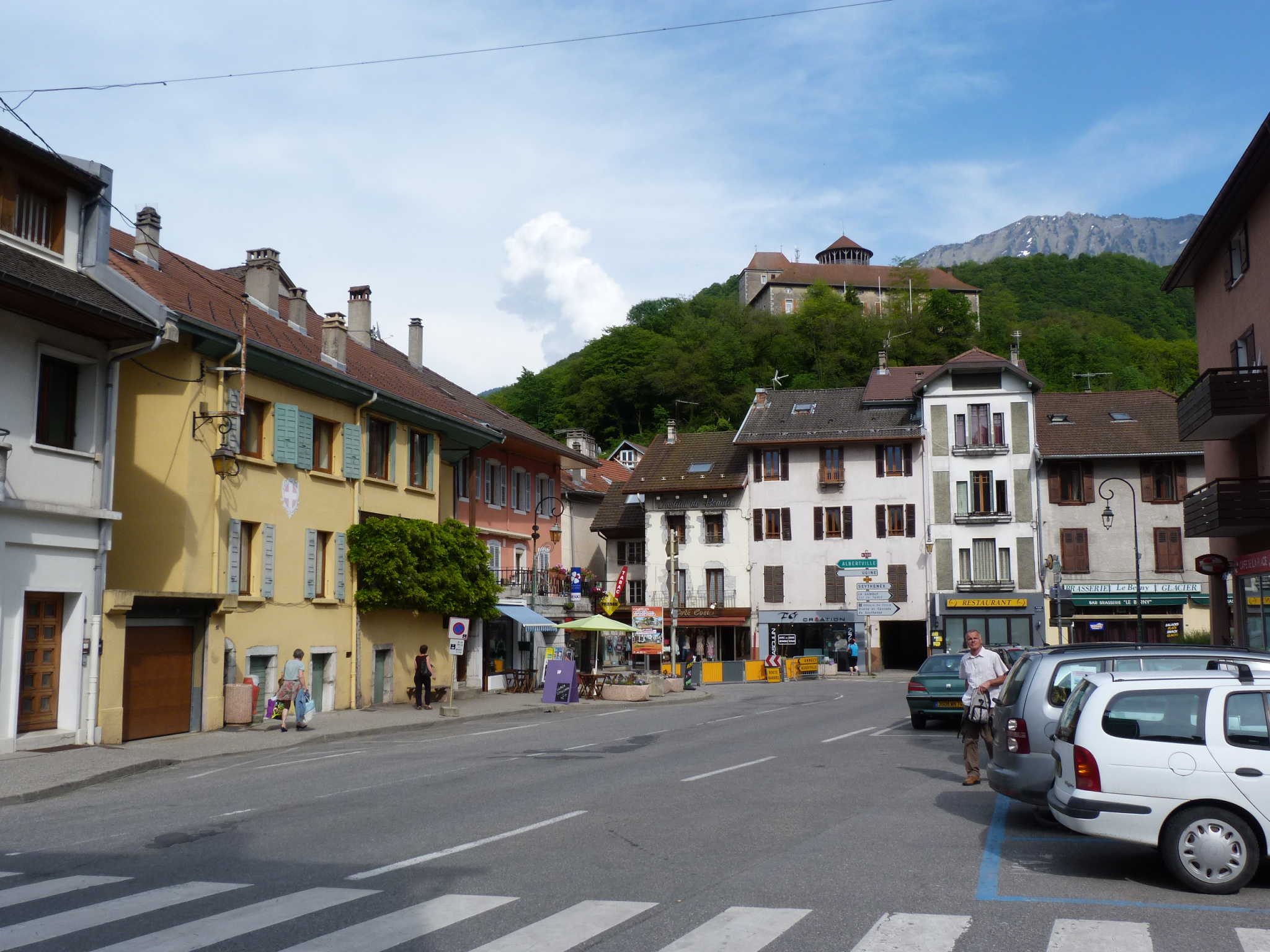 FAVERGES CENTRE VILLE - APPARTEMENT TYPE 2 - BIEN VENDU SOUS BAIL…