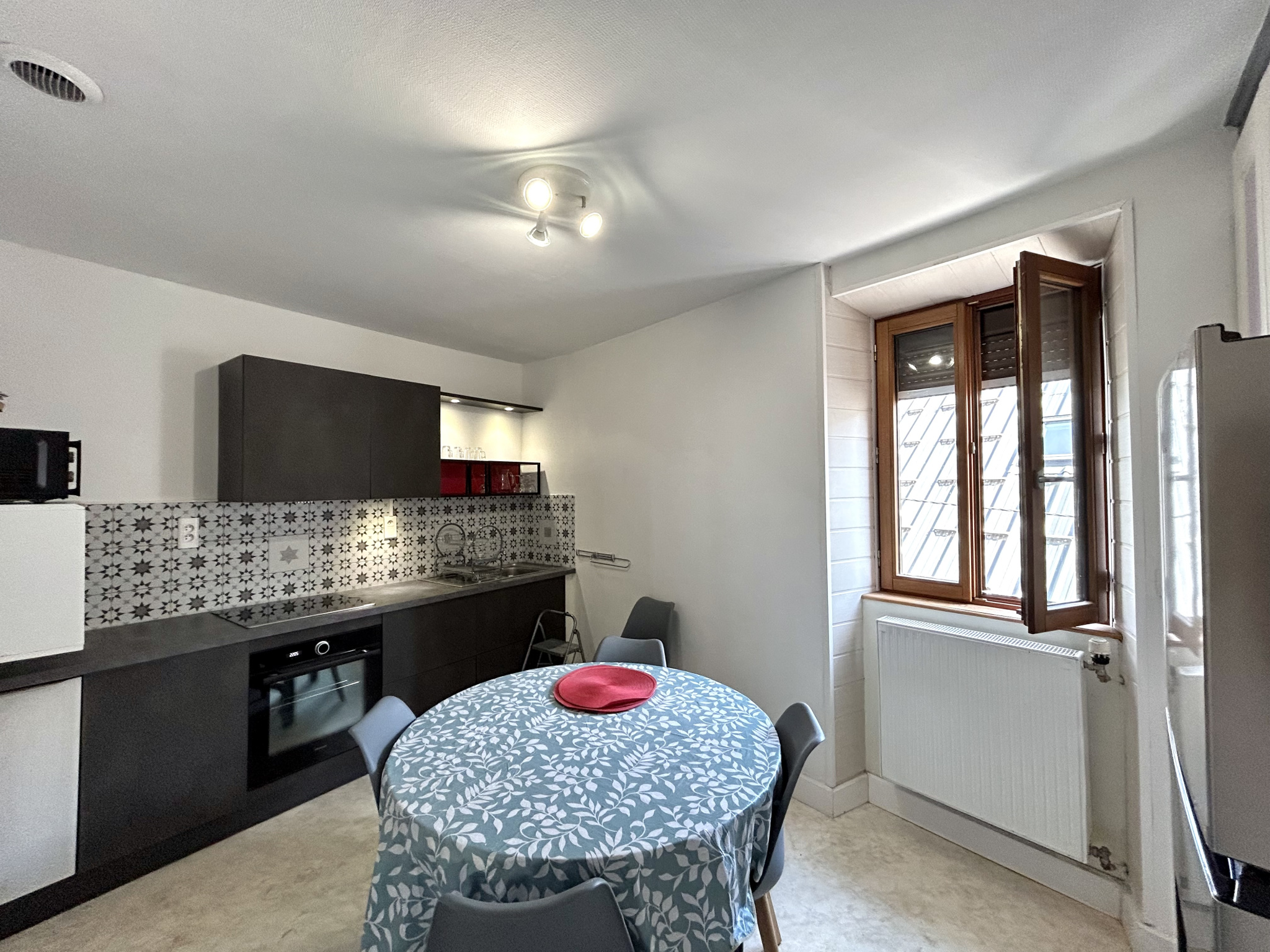 SAINT-FERREOL - APPARTEMENT TYPE 3 + TYPE 1 - 95.4M2